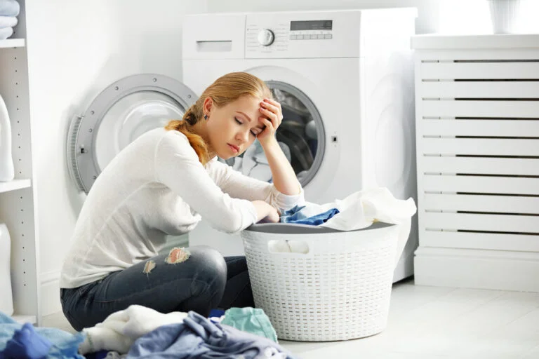 How Often Should You Wash Clothes, Bedding, and Towels in the UAE Climate?